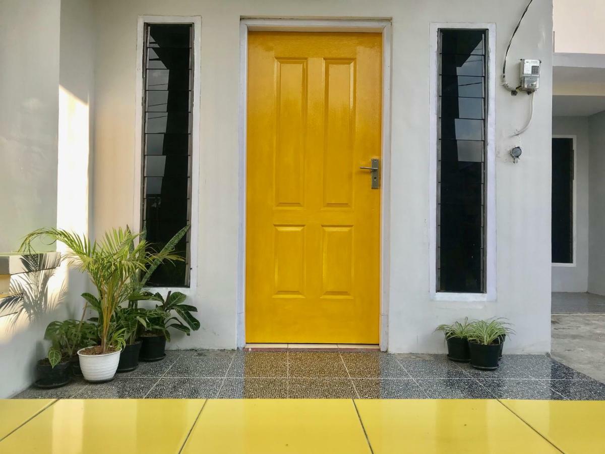Villa Batu Keluarga NN Bagian luar foto